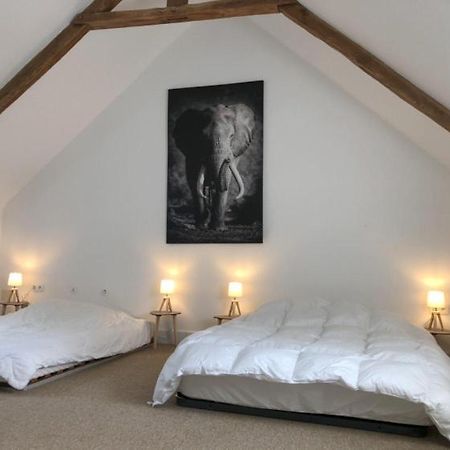 Saint-Nicolas-du-Pélem Merveilleux Cottage Dans Parc De 7,5 Hectares מראה חיצוני תמונה